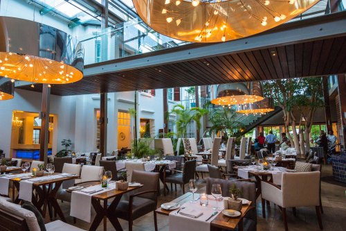 VineyardHotelDiningRoom